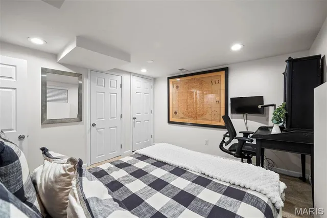 $599,900 | 8417 Colonial Lane, St. Louis, MO 63124