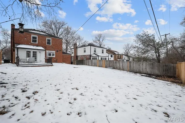 $599,900 | 8417 Colonial Lane, St. Louis, MO 63124