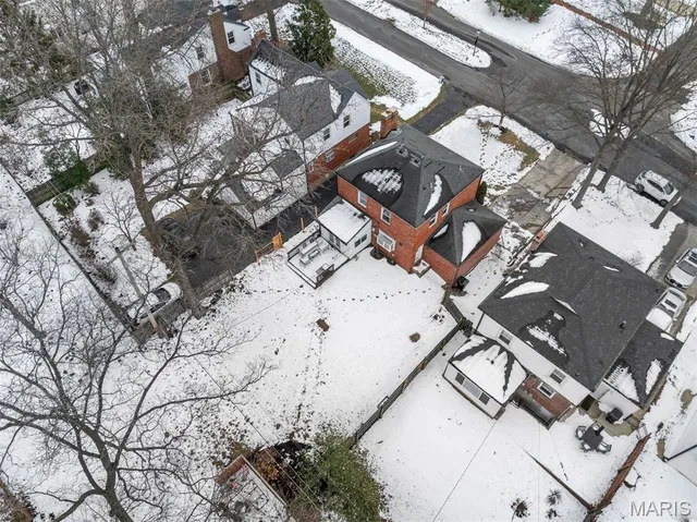 $599,900 | 8417 Colonial Lane, St. Louis, MO 63124