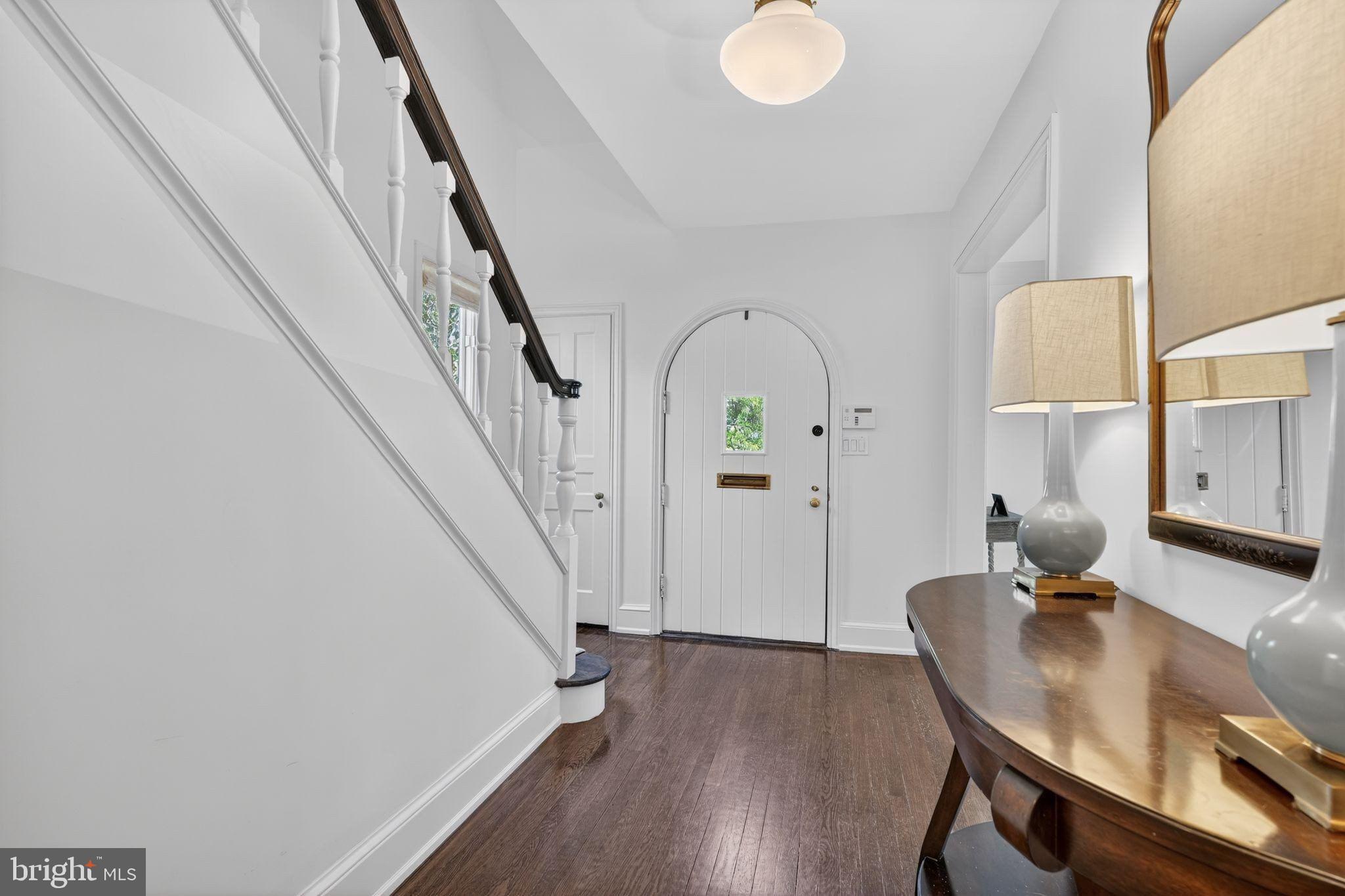 4340 Garfield Street Northwest Washington, DC 20007 - Photo 2 of 42 a view of a livingroom with furniture and hardwood floor