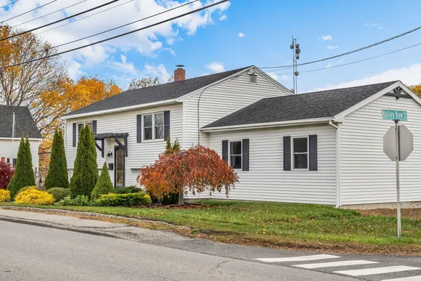 $375,000 | 19 Broadway, Rockland, ME 04841