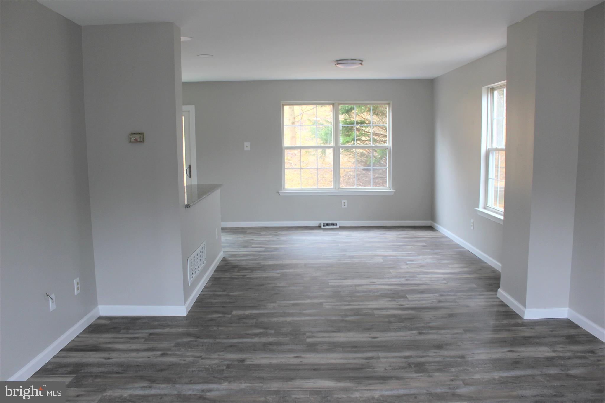 3162 William Road Garnet Valley, PA 19060 - Photo 3 of 29 Livingroom/Dining Room