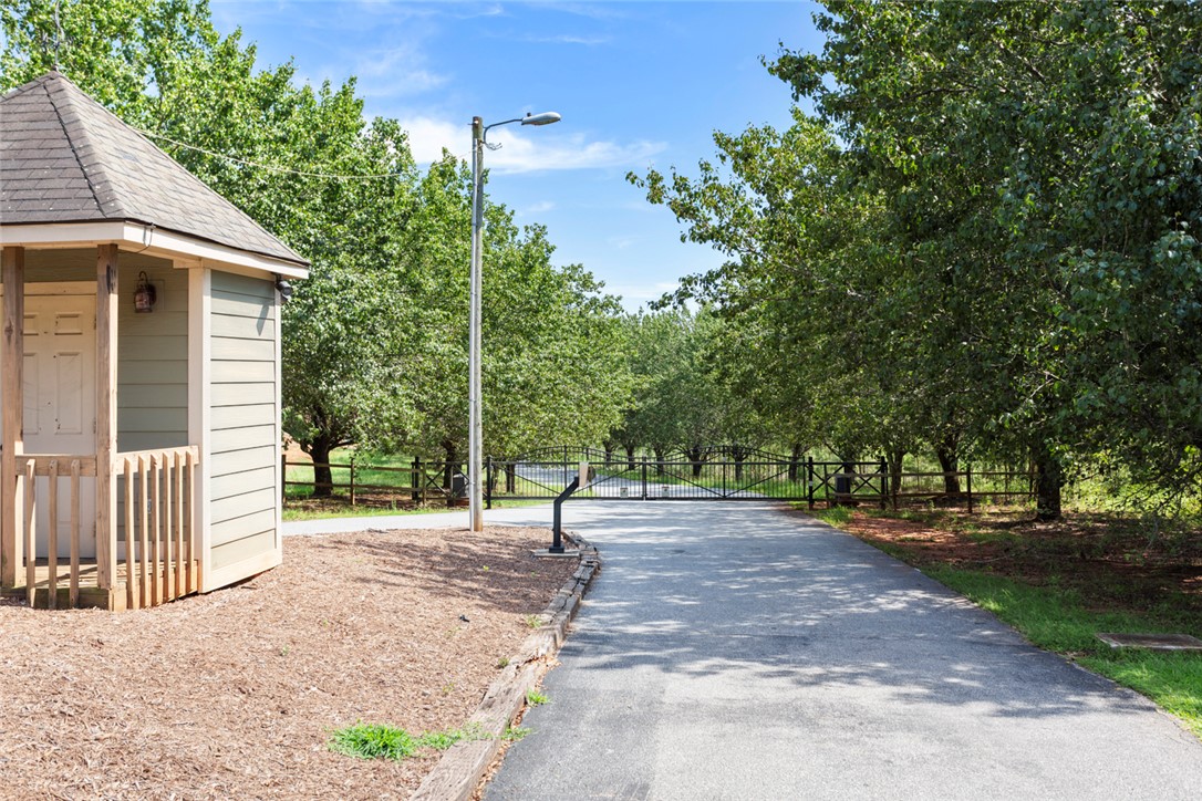 1702 Leeward Road Anderson, SC 29625 - Photo 34 of 42