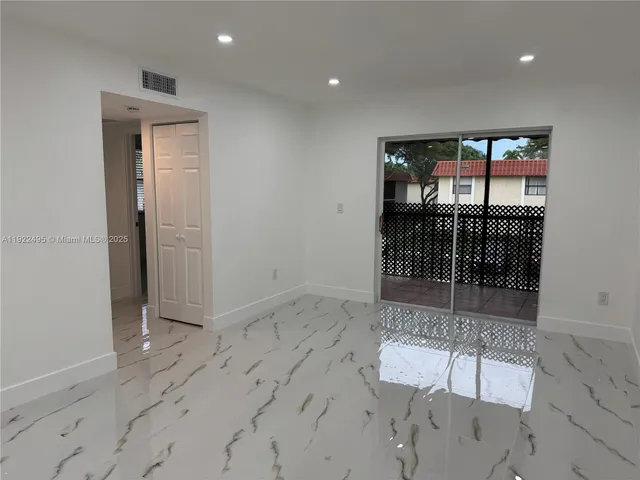 $2,600 | 9726 Hammocks Boulevard, Unit 20326, Miami, FL 33196