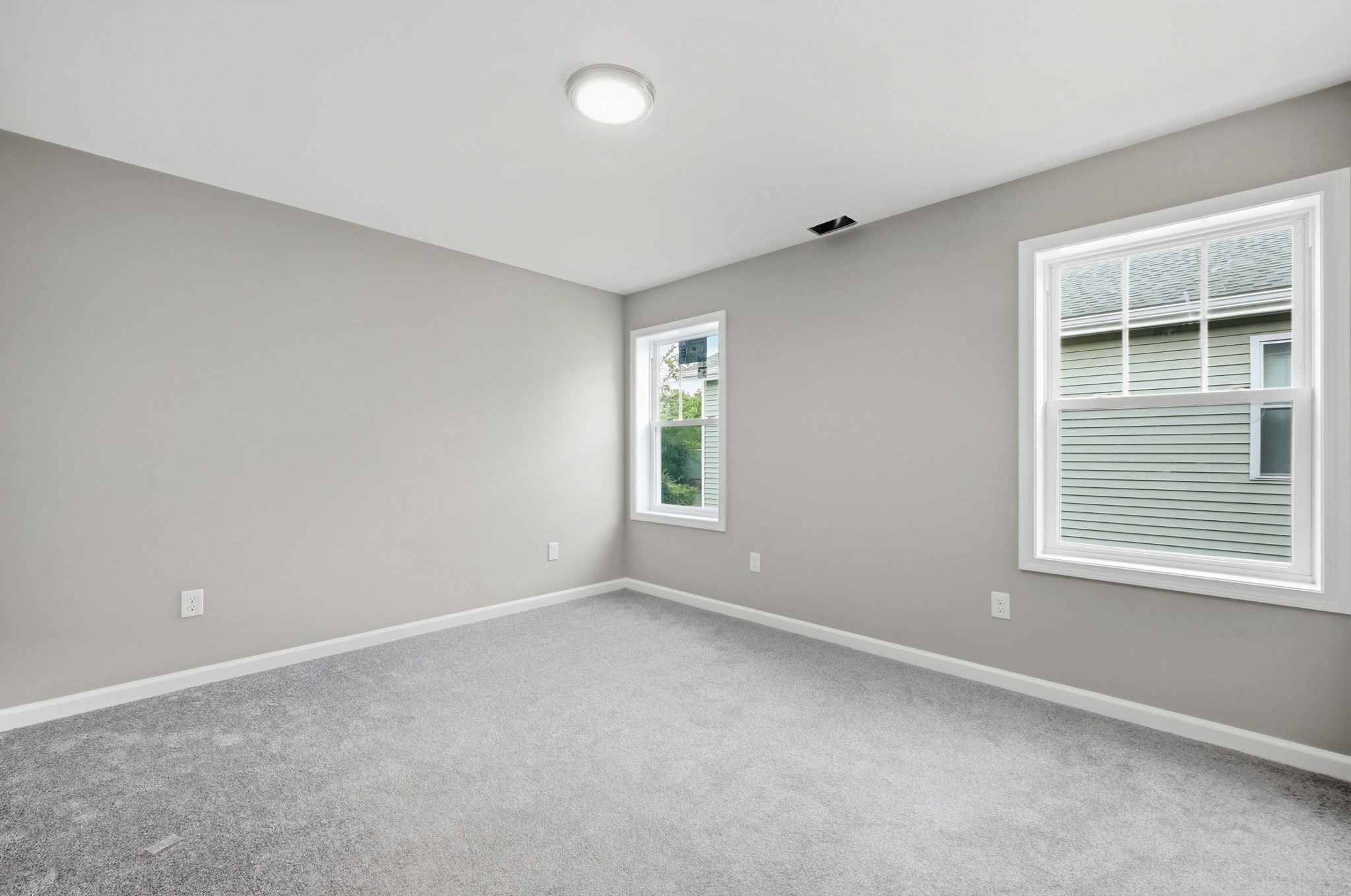 193 Hancock Street Springfield, MA 01109 - Photo 32 of 33 Gallery Image 32