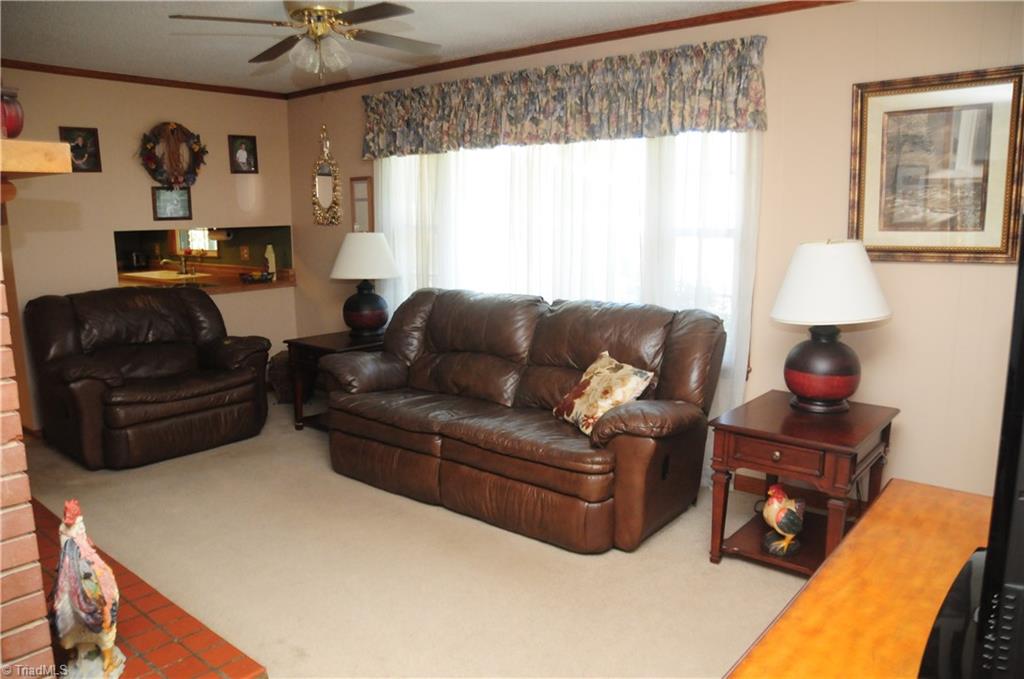 637 Ritters Lake Road Greensboro, NC 27406 - Photo 13 of 20 Gallery Image 13