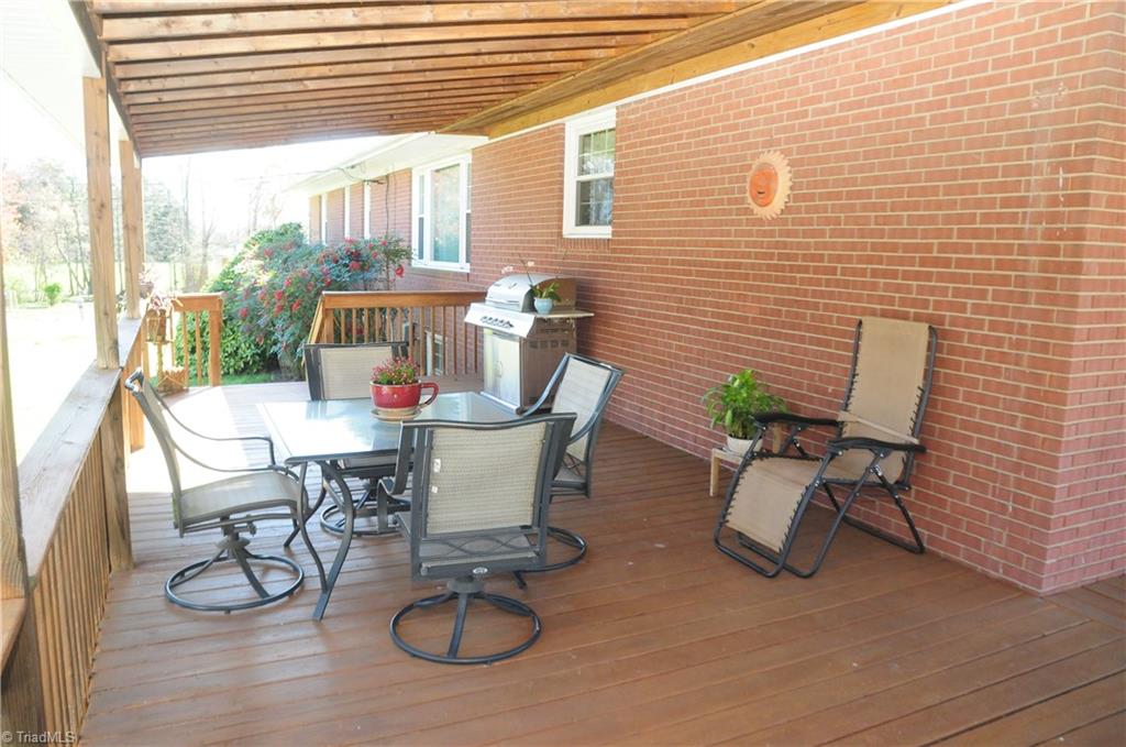 637 Ritters Lake Road Greensboro, NC 27406 - Photo 17 of 20 Gallery Image 17
