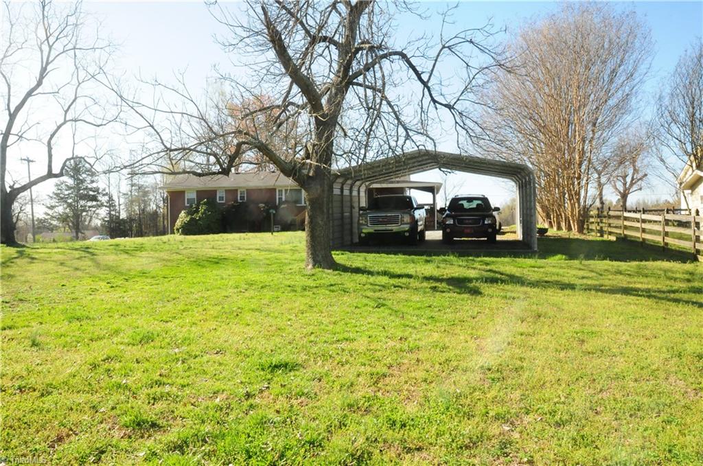 637 Ritters Lake Road Greensboro, NC 27406 - Photo 18 of 20 Gallery Image 18