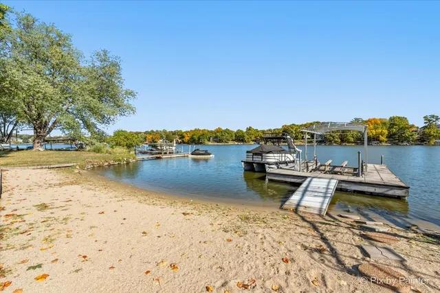 a view of a lake with houses