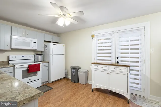 $275,000 | 5380 King Arthur Circle, Baltimore, MD 21237