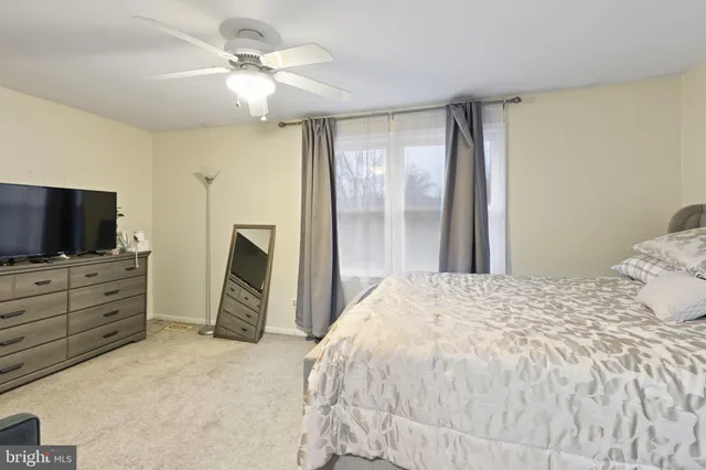 $275,000 | 5380 King Arthur Circle, Baltimore, MD 21237