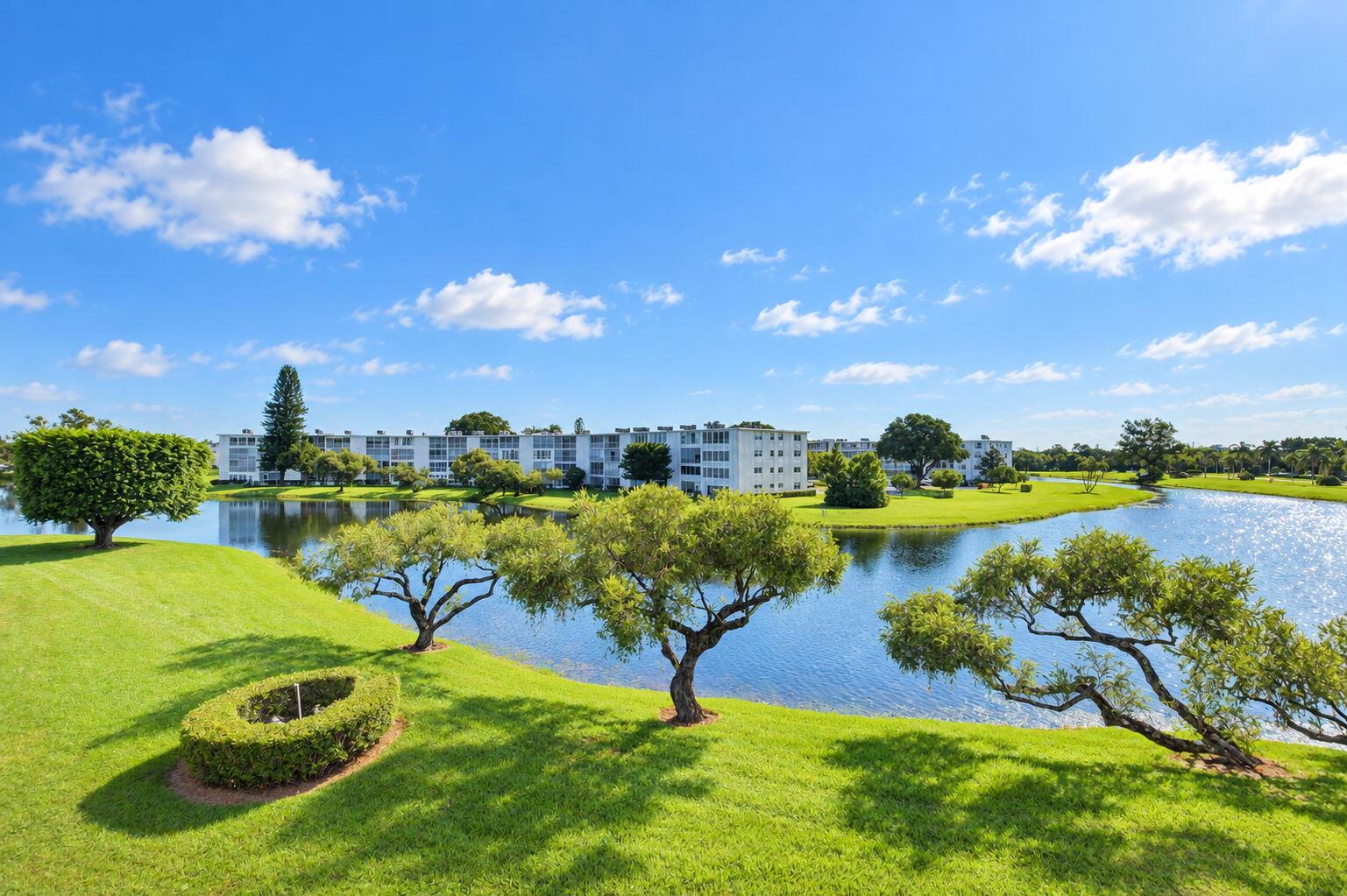 3010 Guildford East Boca Raton, FL 33434 - Photo 25 of 45 Lake View