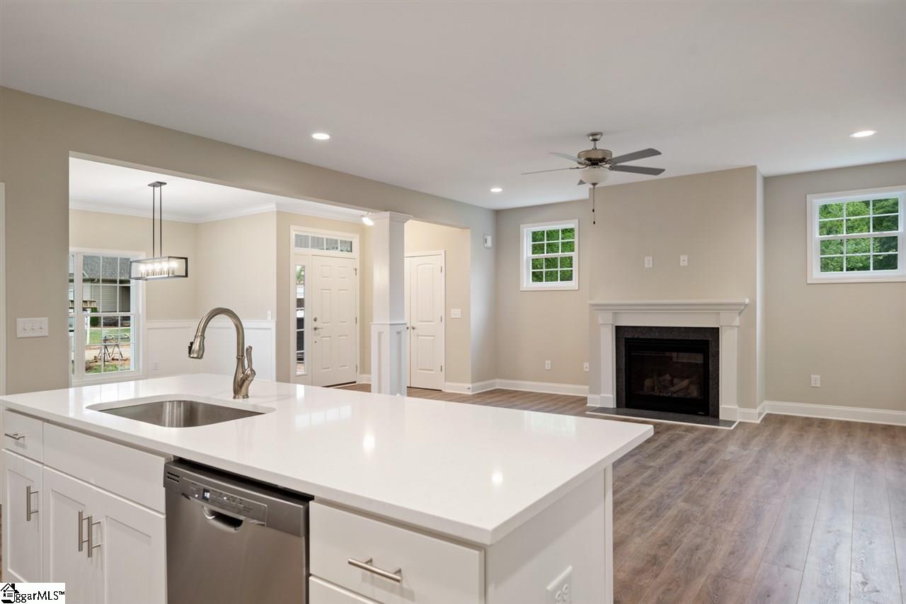 543 Winsland Way Moore, SC 29369 - Photo 13 of 34