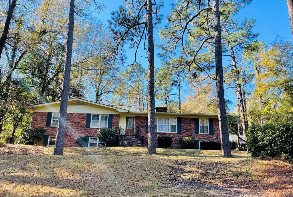 911 Valley Road Aiken, SC 29801 - Photo 1 of 28 Gallery Image 1