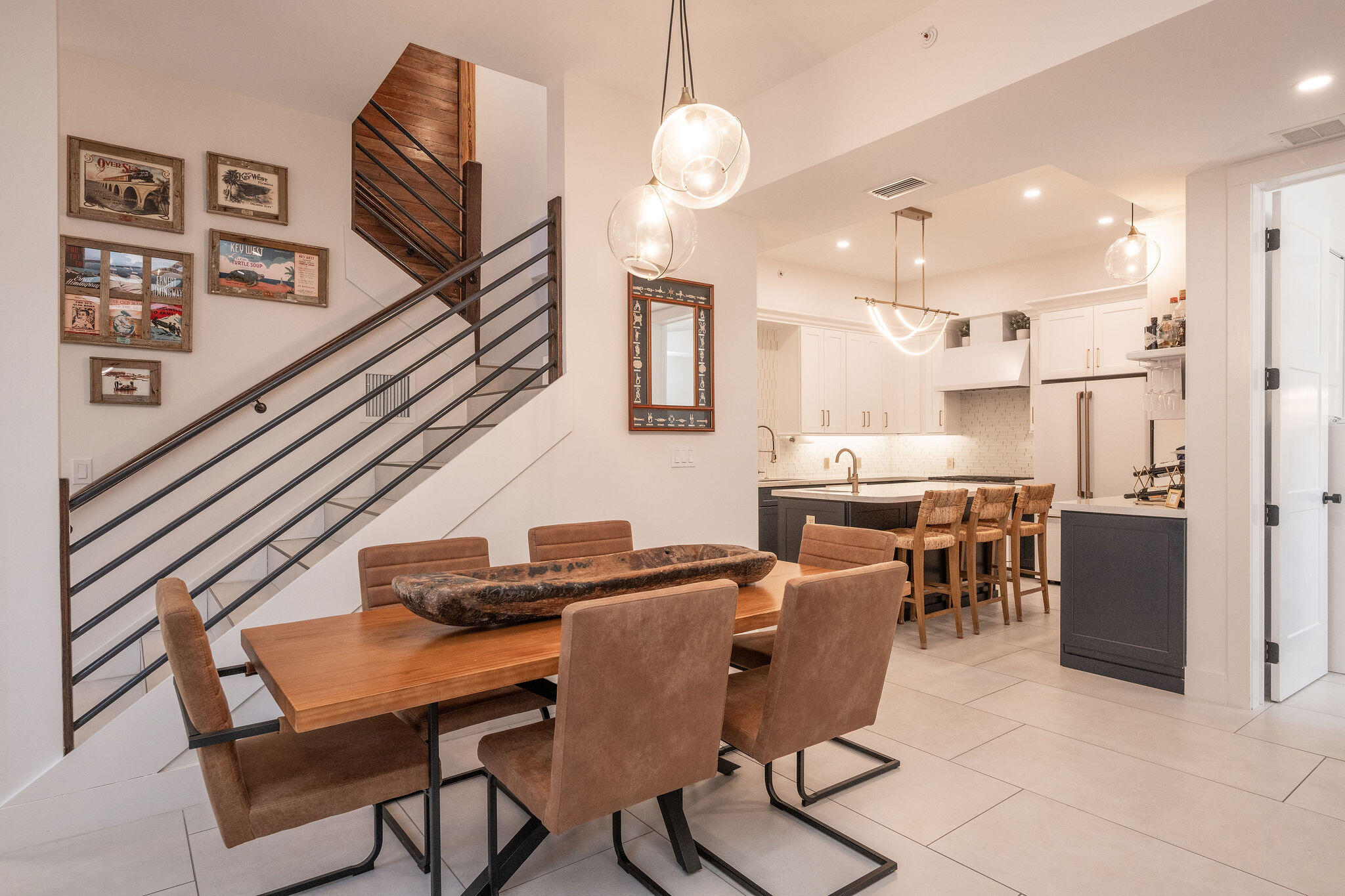 927 Thomas Street, Unit 2 Key West, FL 33040 - Photo 5 of 44 NDP_9442