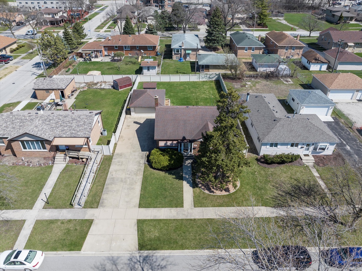 11007 Major Avenue Chicago Ridge, IL 60415 - Photo 3 of 21 an aerial view of residential houses with outdoor space and parking