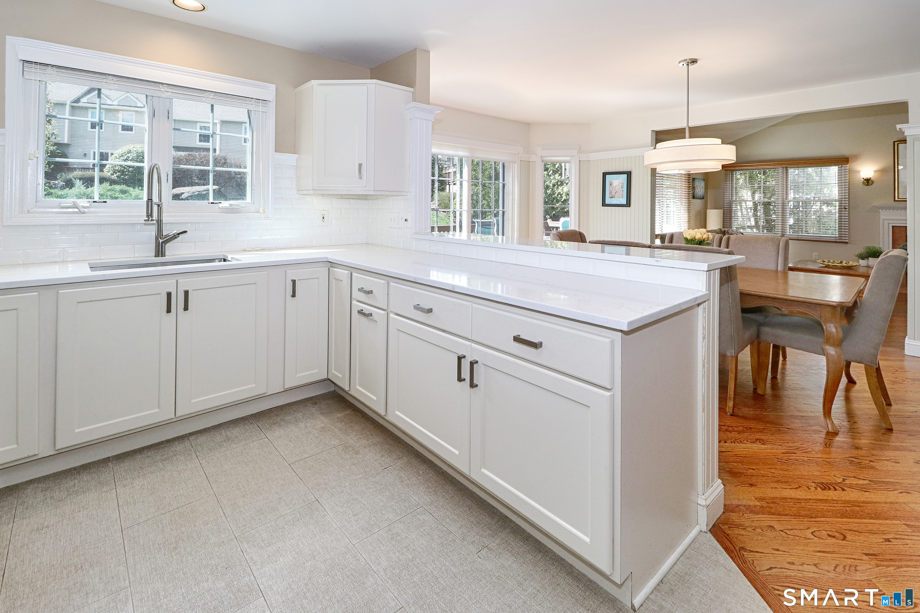 415 Pitkin Hollow, Unit 415 Trumbull, CT 06611 - Photo 8 of 35 View of kitchen into diningroom