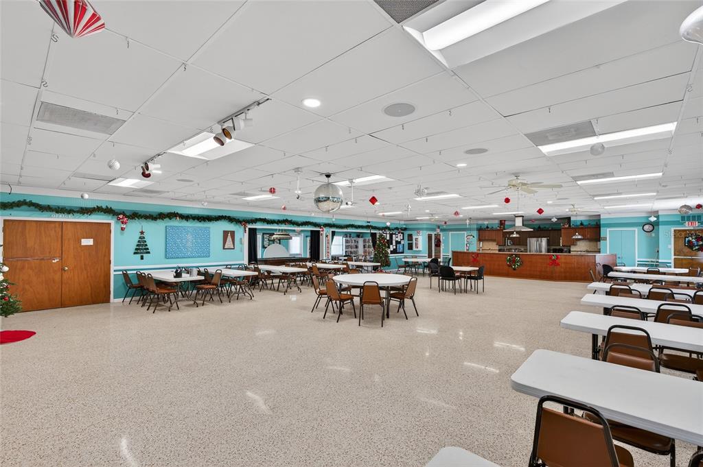 9238 140th Lane Seminole, FL 33776 - Photo 29 of 36 a view of a room with furniture and lots of furniture