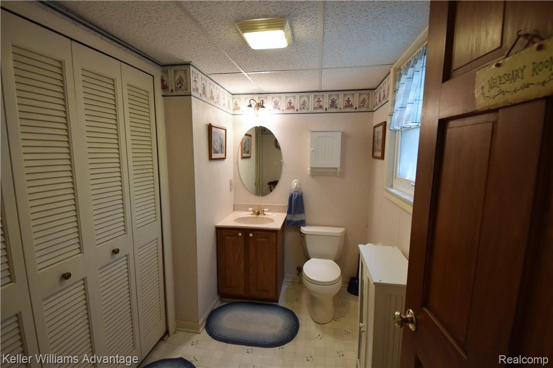 29999 Barwell Road Farmington, MI 48334 - Photo 34 of 43 DSC_0670.JPG