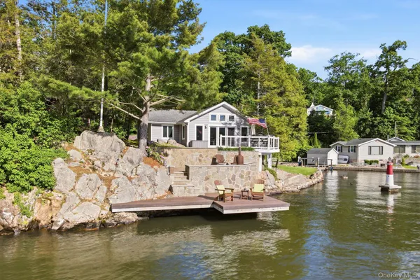 $879,000 | 53 Shore Avenue, Greenwood Lake, NY 10925