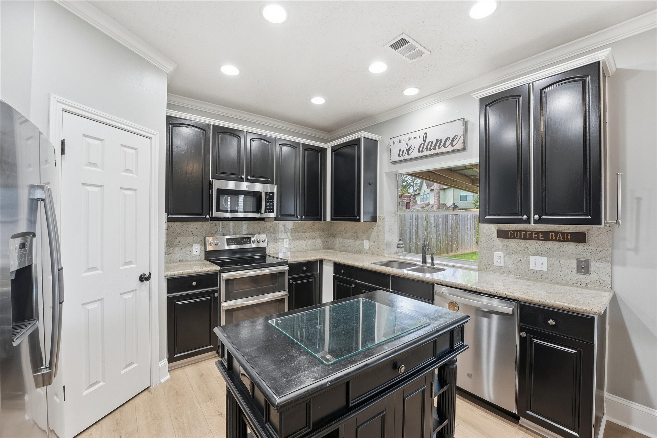 8827 Mile Run Road Humble, TX 77346 - Photo 13 of 37