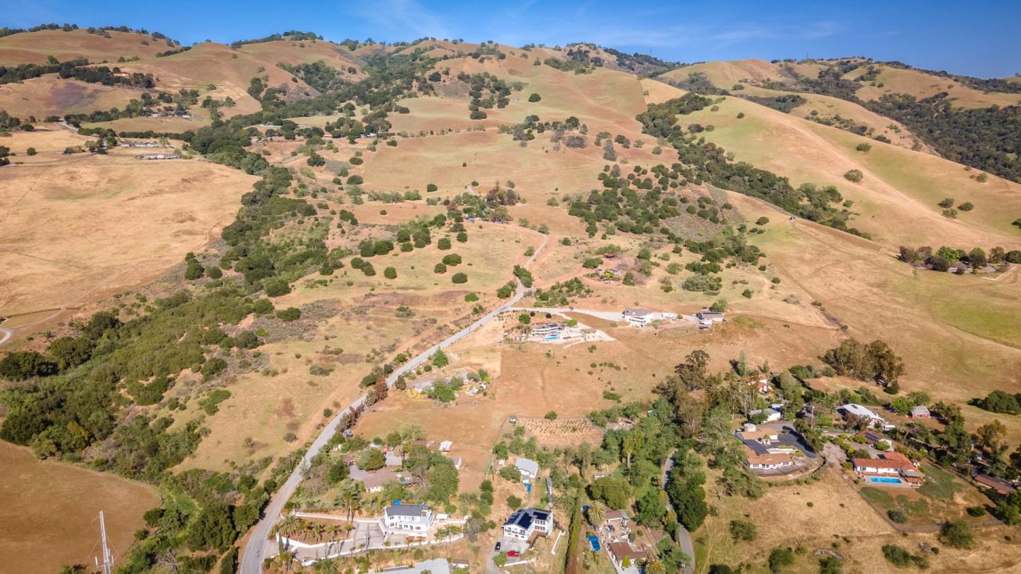 4152 Aborn Road San Jose, CA 95135 - Photo 1 of 8 view of a city