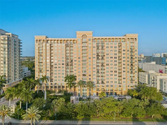 $685,000 | 750 North Tamiami Trail, Unit 1115, Sarasota, FL 34236