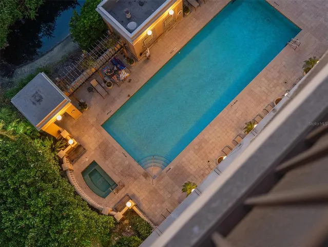 $685,000 | 750 North Tamiami Trail, Unit 1115, Sarasota, FL 34236