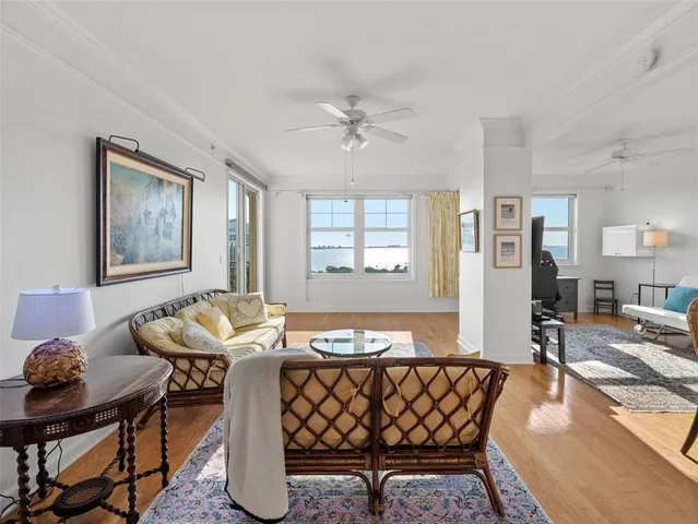 $685,000 | 750 North Tamiami Trail, Unit 1115, Sarasota, FL 34236