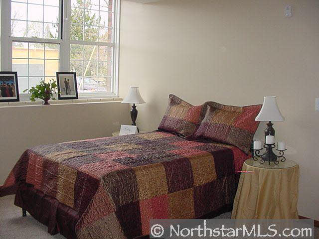 35 2nd Street, Unit 3 Proctor, MN 55810 - Photo 8 of 9 Gallery Image 8