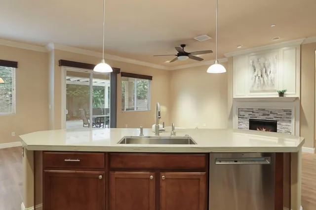 $669,950 | 2707 Robinwood Avenue, Manteca, CA 95336