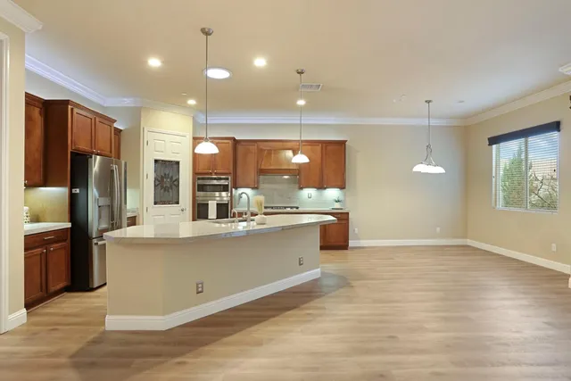 $669,950 | 2707 Robinwood Avenue, Manteca, CA 95336