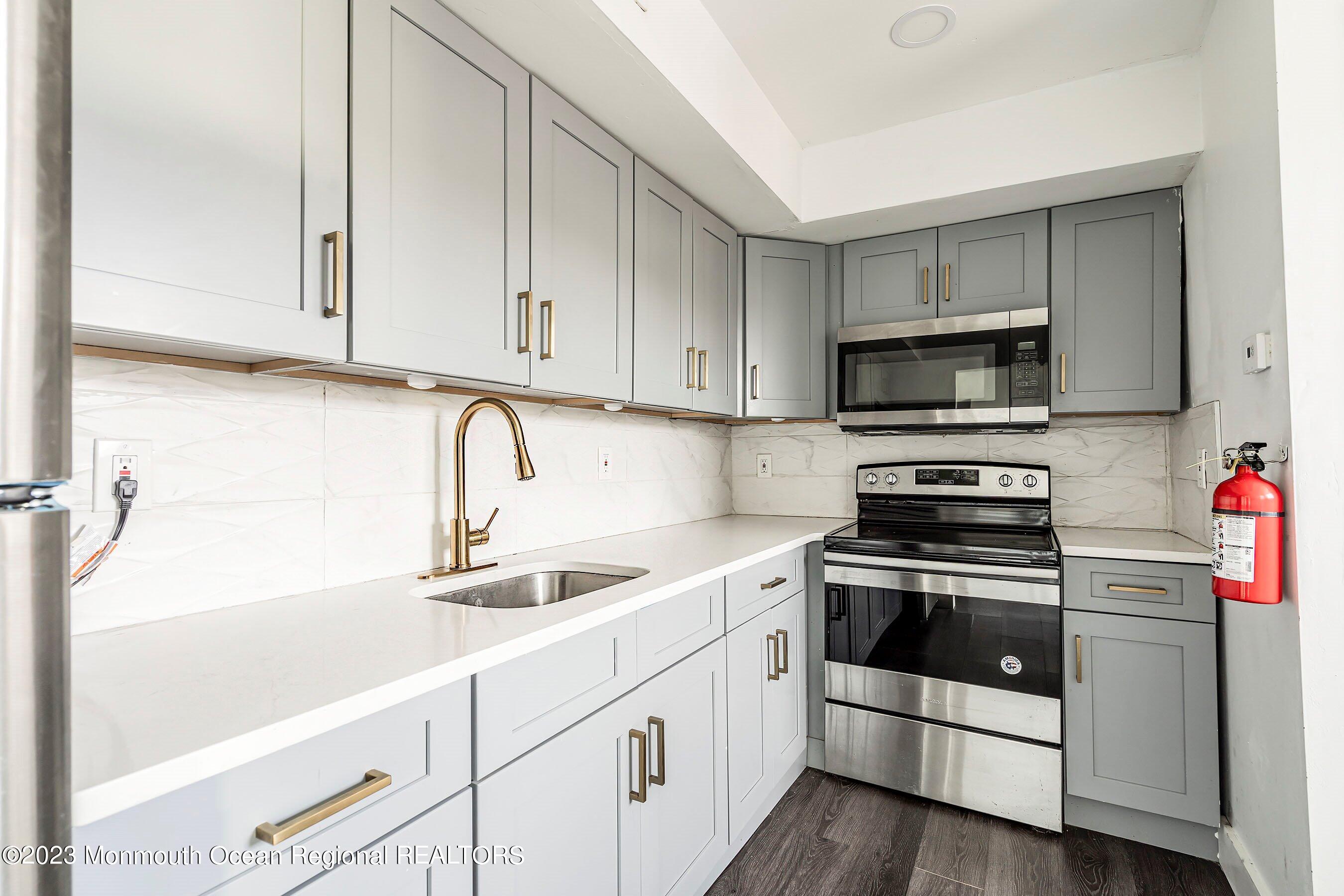 248 Sawmill Road, Unit B Brick, NJ 08724 - Photo 8 of 19 08-Kitchen 1B