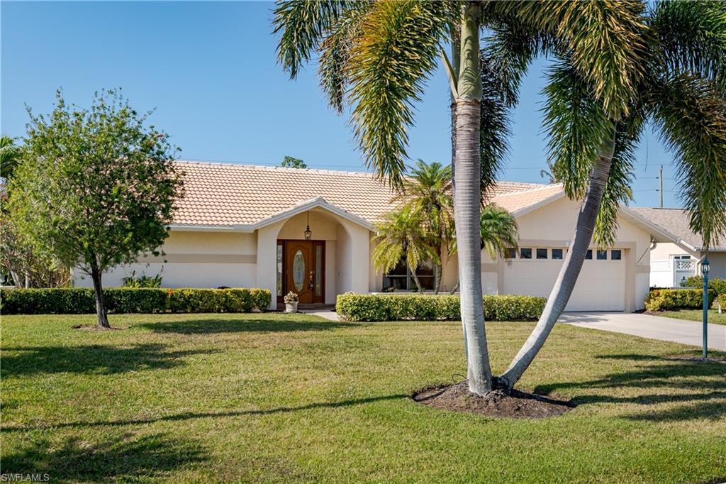 1268 Foxfire Lane Naples, FL 34104 - Photo 3 of 50