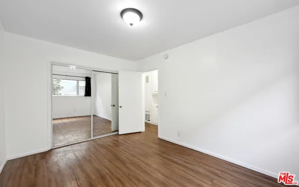 $2,300 | 633 North Hayworth Avenue, Unit 2, Los Angeles, CA 90048