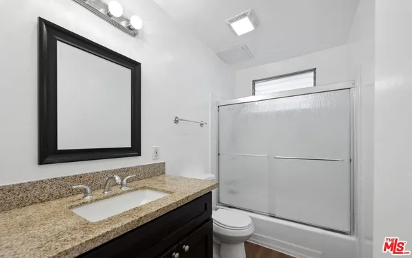 $2,300 | 633 North Hayworth Avenue, Unit 2, Los Angeles, CA 90048