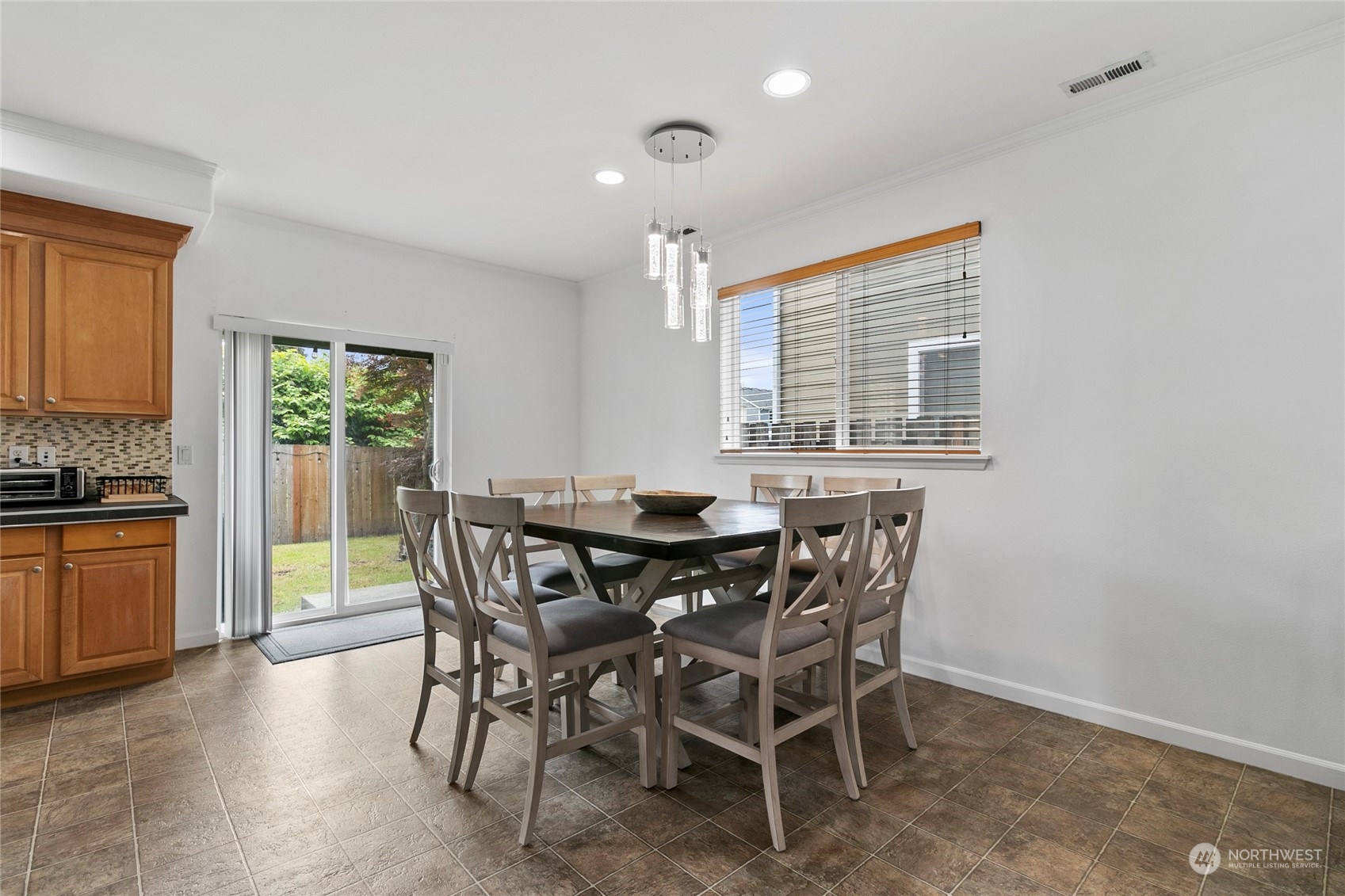 1504 Index Avenue Northeast Renton, WA 98056 - Photo 6 of 35 Gallery Image 6