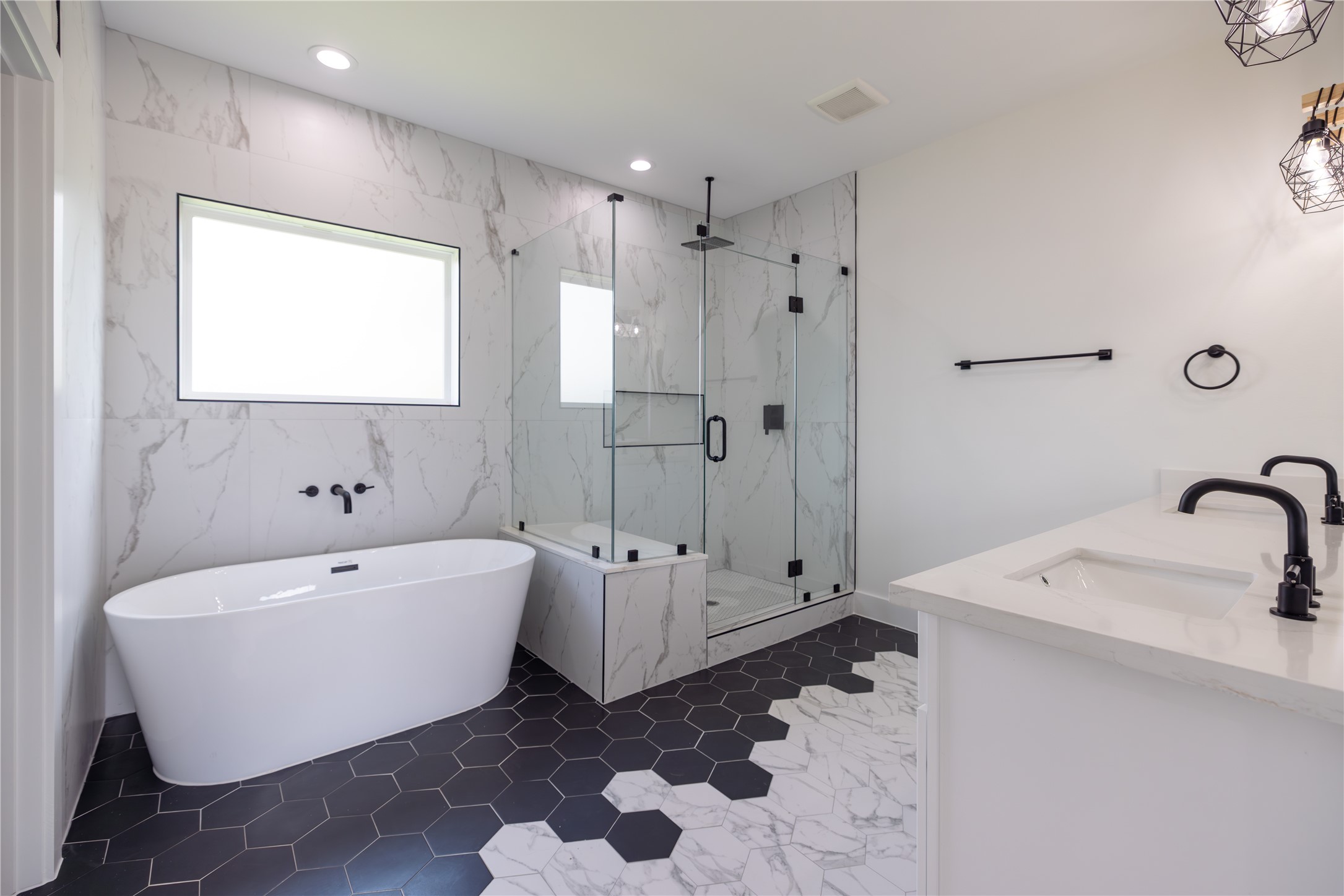 1816 West Street Houston, TX 77026 - Photo 18 of 21