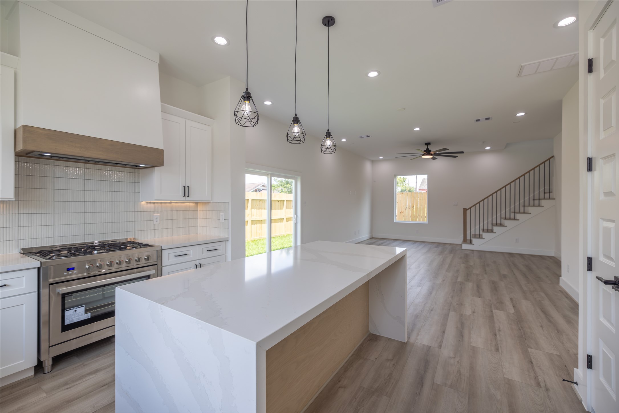 1816 West Street Houston, TX 77026 - Photo 5 of 21