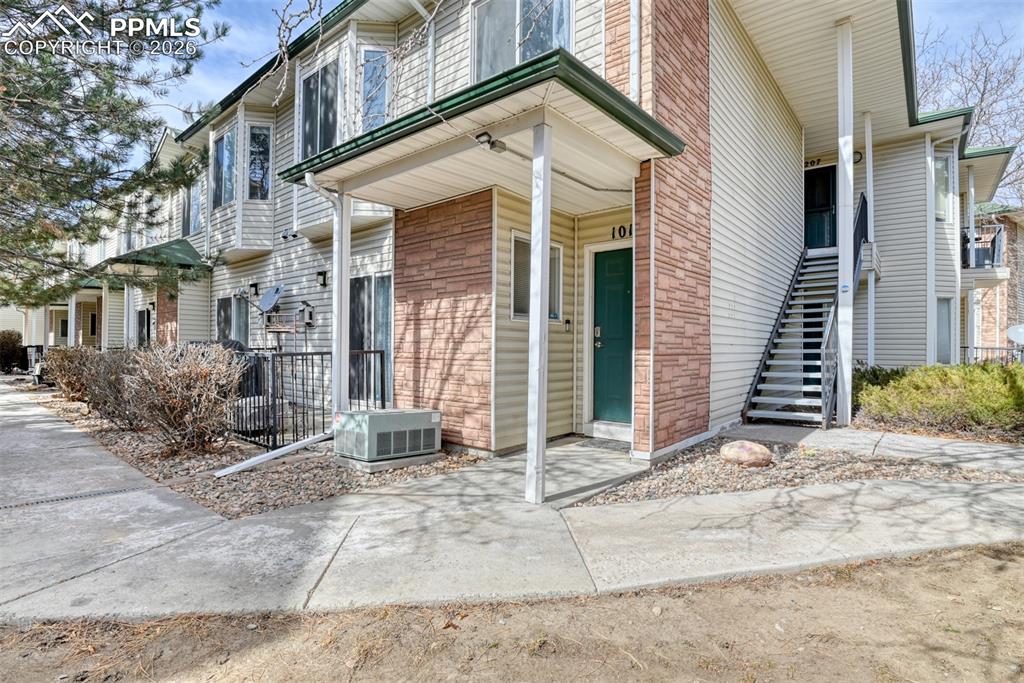 2095 Legacy Ridge View, Unit 101 Colorado Springs, CO 80910 - Photo 2 of 27