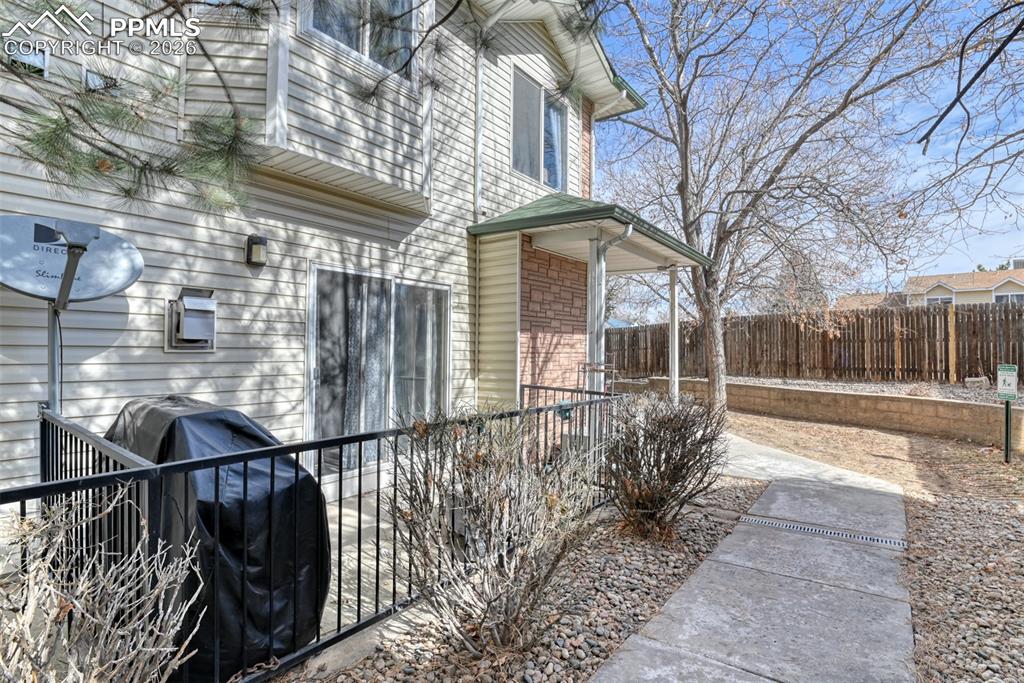 2095 Legacy Ridge View, Unit 101 Colorado Springs, CO 80910 - Photo 4 of 27