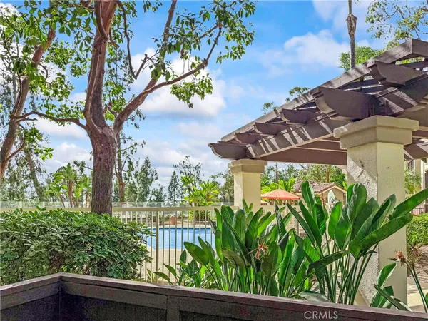 $899,999 | 2960 Champion Way, Unit 1304, Tustin, CA 92782