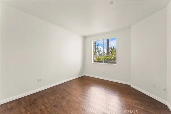 $899,999 | 2960 Champion Way, Unit 1304, Tustin, CA 92782