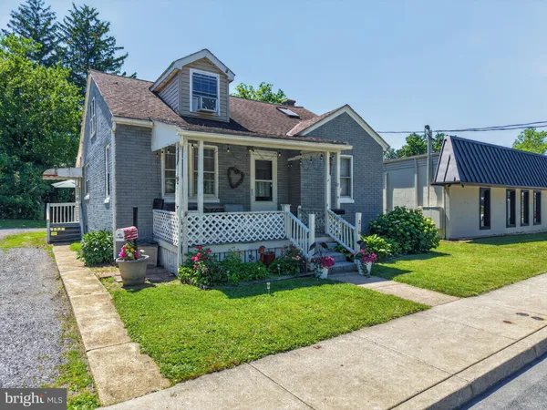 $175,000 | 216 West Fulton Street, Ephrata, PA 17522