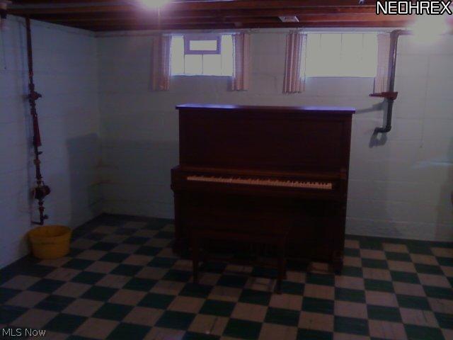 6204 Engle Road Brook Park, OH 44142 - Photo 19 of 20 Gallery Image 19