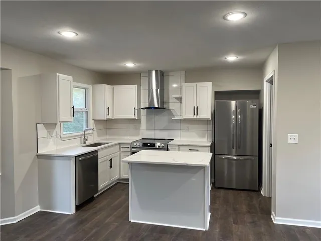 $304,000 | 240 Southeast 131st Road, Warrensburg, MO 64093