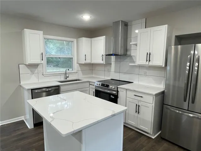 $304,000 | 240 Southeast 131st Road, Warrensburg, MO 64093