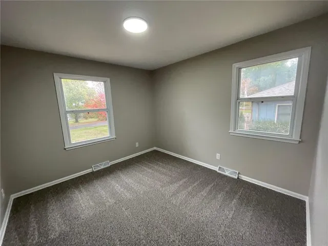 $304,000 | 240 Southeast 131st Road, Warrensburg, MO 64093