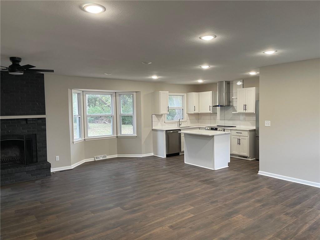 240 Southeast 131st Road Warrensburg, MO 64093 - Photo 8 of 20