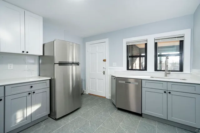 $2,400 | 22 Weston Avenue, Unit 4, Braintree, MA 02184